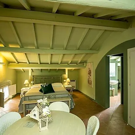 Vecchio Granaio 4*